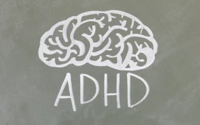 JAK URZĄDZIĆ POKÓJ DLA DZIECKA Z ADHD? 7 PRAKTYCZNYCH SPOSOBÓW NA KONCENTRACJĘ I PORZĄDEK W POKOJU PRZEDSZKOLAKA I UCZNIA